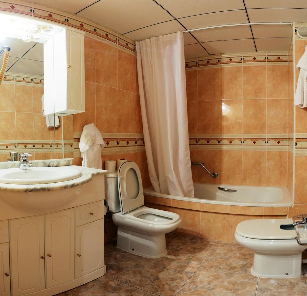 Apartamentos Imperial Salou Bagian luar foto