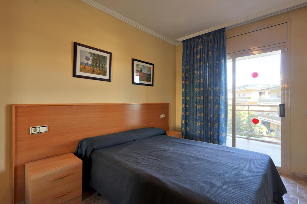 Apartamentos Imperial Salou Bagian luar foto